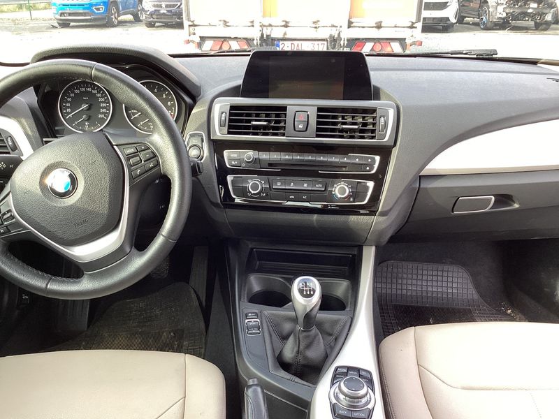 BMW 2er 218i Advantage — zdjęcie 12