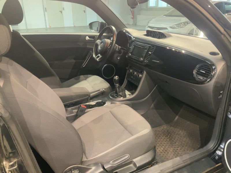 Volkswagen Beetle 1.4 TSI — zdjęcie 11