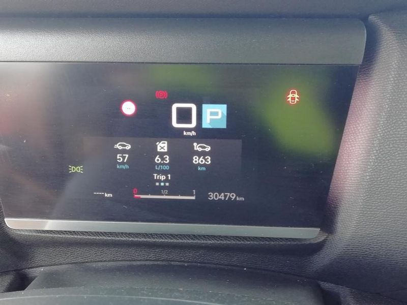 Citroen C4 1.2 Mild-Hybrid Plus — zdjęcie 12