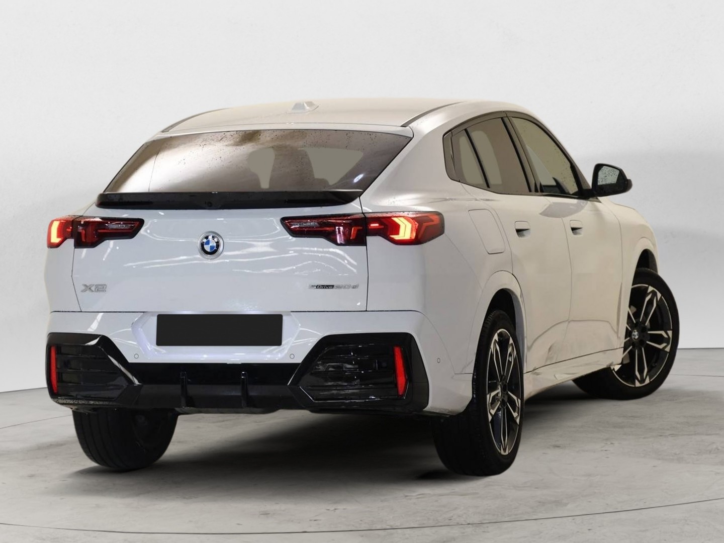 BMW X2 sDrive 20d Mild-Hybrid M Sport — zdjęcie 3
