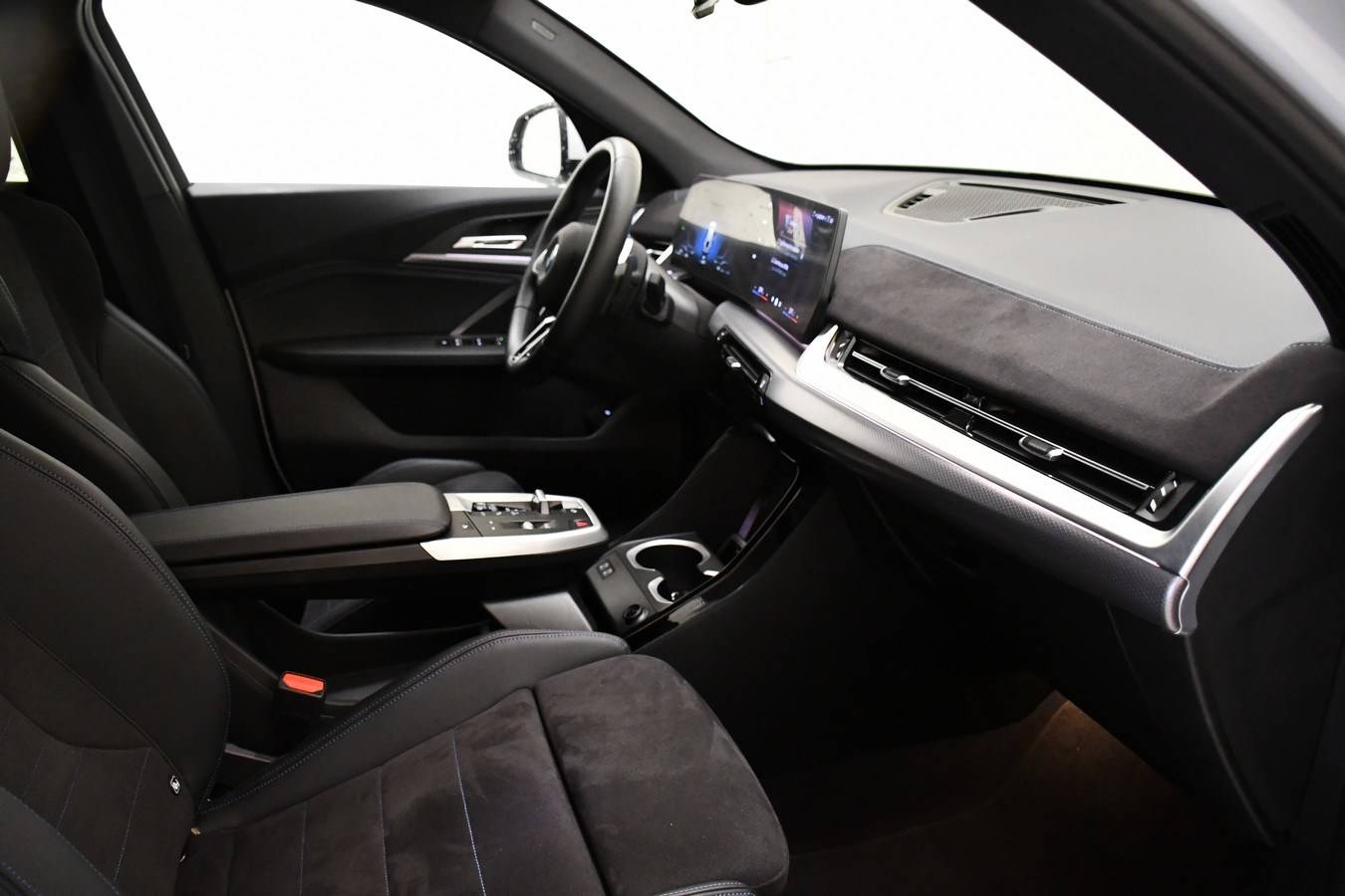 BMW X2 sDrive 20d Mild-Hybrid M Sport — zdjęcie 8
