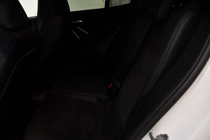 BMW X2 sDrive 20d Mild-Hybrid M Sport — zdjęcie 25