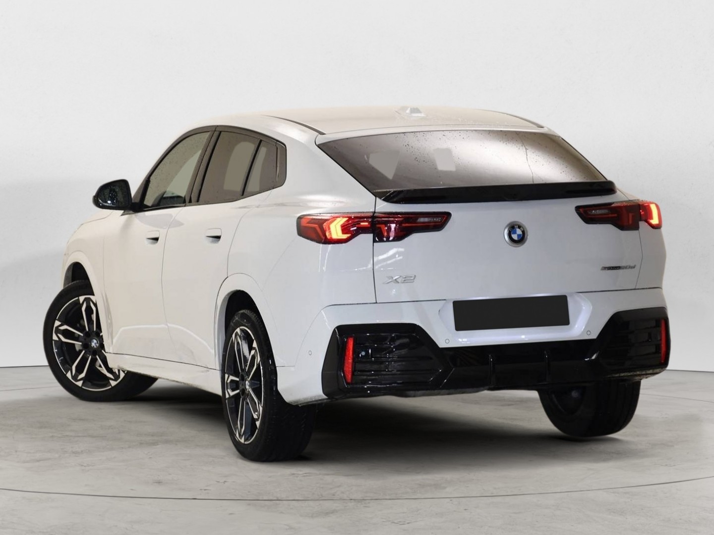 BMW X2 sDrive 20d Mild-Hybrid M Sport — zdjęcie 2