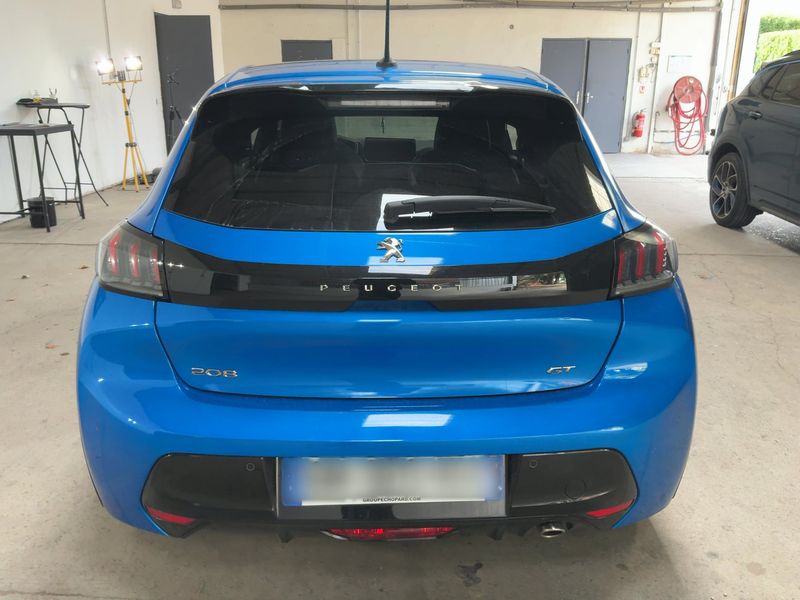 Peugeot 208 1.2 PureTech GT — zdjęcie 5