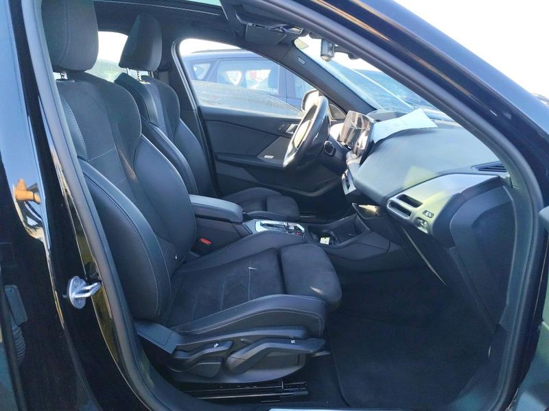 BMW 1er 120d Mild-Hybrid M Sport — zdjęcie 6