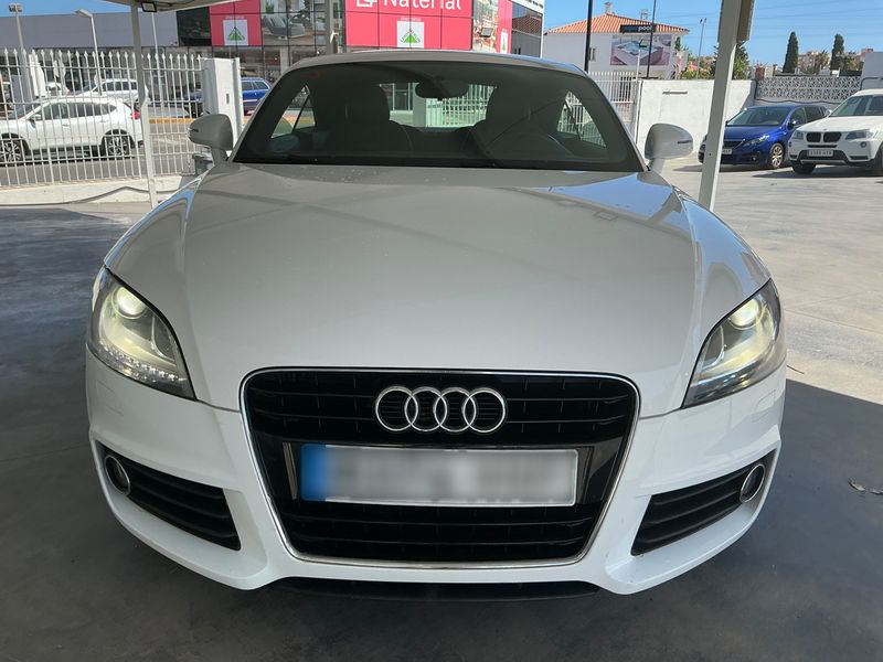 Audi TT 1.8 TFSI Coupe — zdjęcie 9