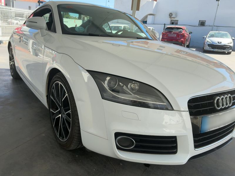 Audi TT 1.8 TFSI Coupe — zdjęcie 8