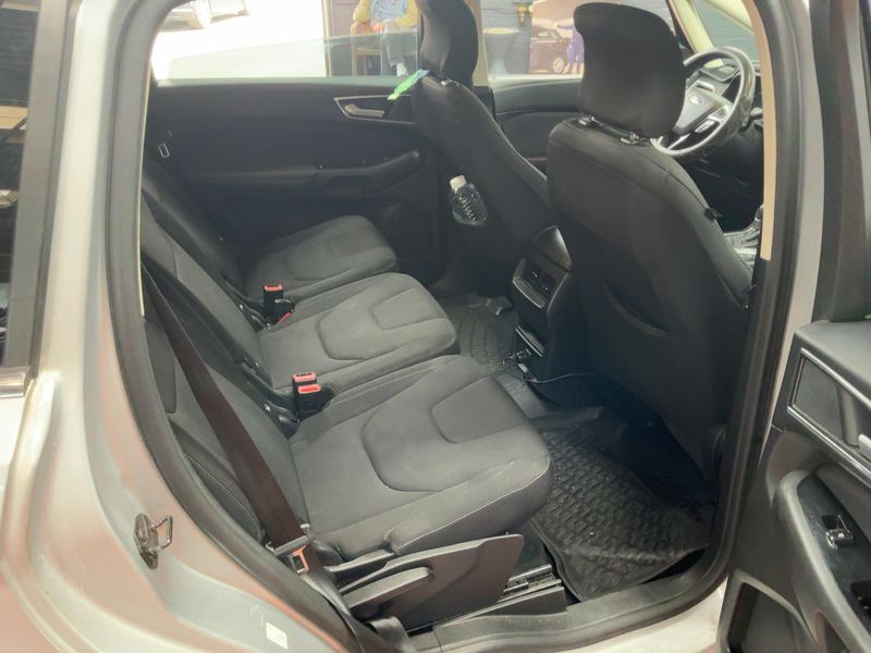 Ford S-Max 2.0 TDCi Titanium — zdjęcie 14