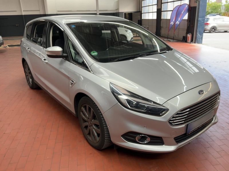 Ford S-Max 2.0 TDCi Titanium — zdjęcie 8