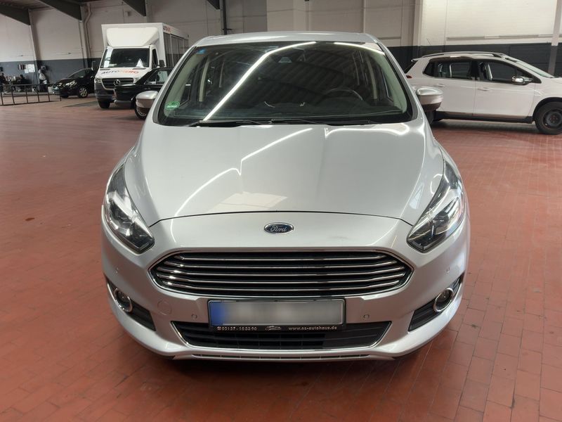 Ford S-Max 2.0 TDCi Titanium — zdjęcie 9