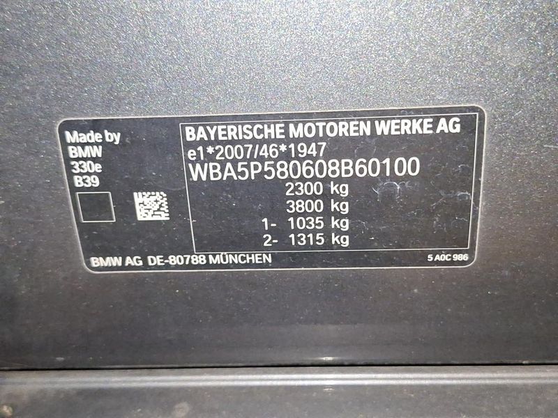 BMW 3er 330e M Sport — zdjęcie 6
