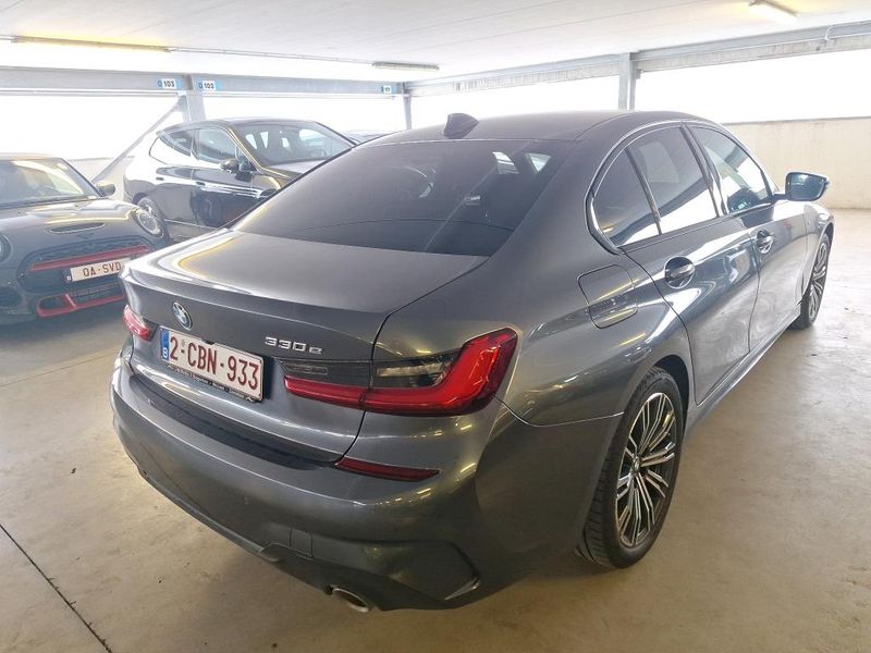 BMW 3er 330e M Sport — zdjęcie 4