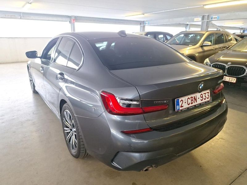 BMW 3er 330e M Sport — zdjęcie 3