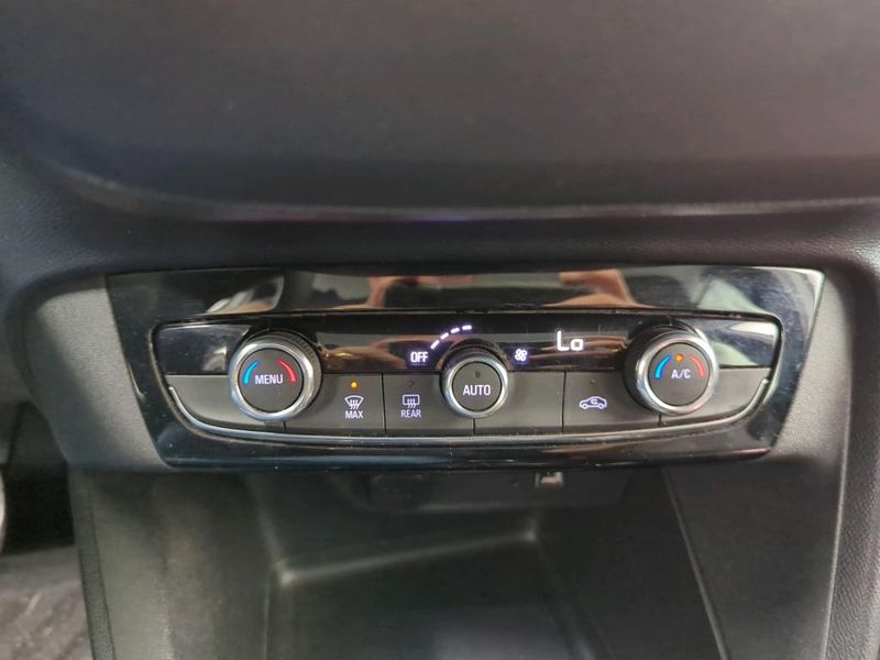 Opel Corsa electric drive 100 kW Edition — zdjęcie 19