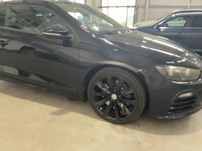 Volkswagen Scirocco 2.0 TSI R — zdjęcie 8