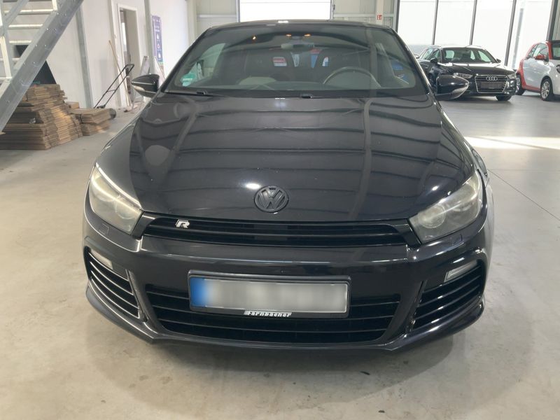 Volkswagen Scirocco 2.0 TSI R — zdjęcie 9