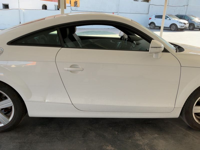 Audi TT 1.8 TFSI Coupe — zdjęcie 7