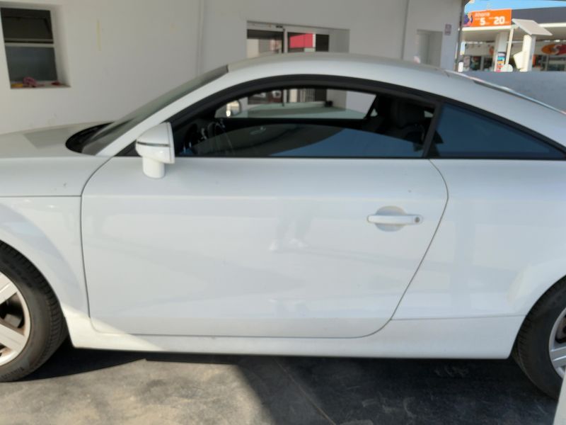 Audi TT 1.8 TFSI Coupe — zdjęcie 4