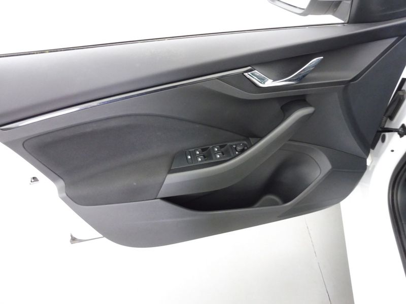 Skoda Scala 1.0 TSI Selection — zdjęcie 22