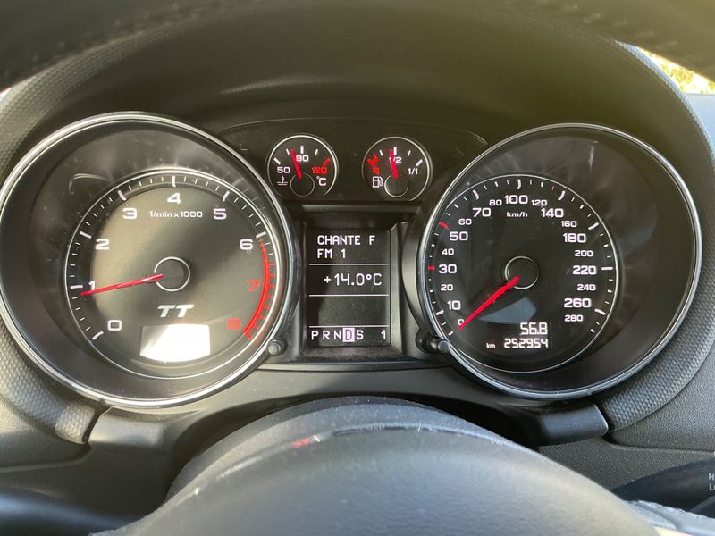 Audi TT 2.0 TFSI Coupe — zdjęcie 13