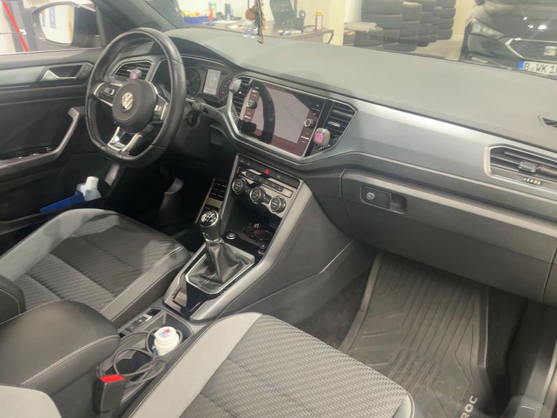 Volkswagen T-Roc 1.5 TSI ACT R-Line — zdjęcie 12