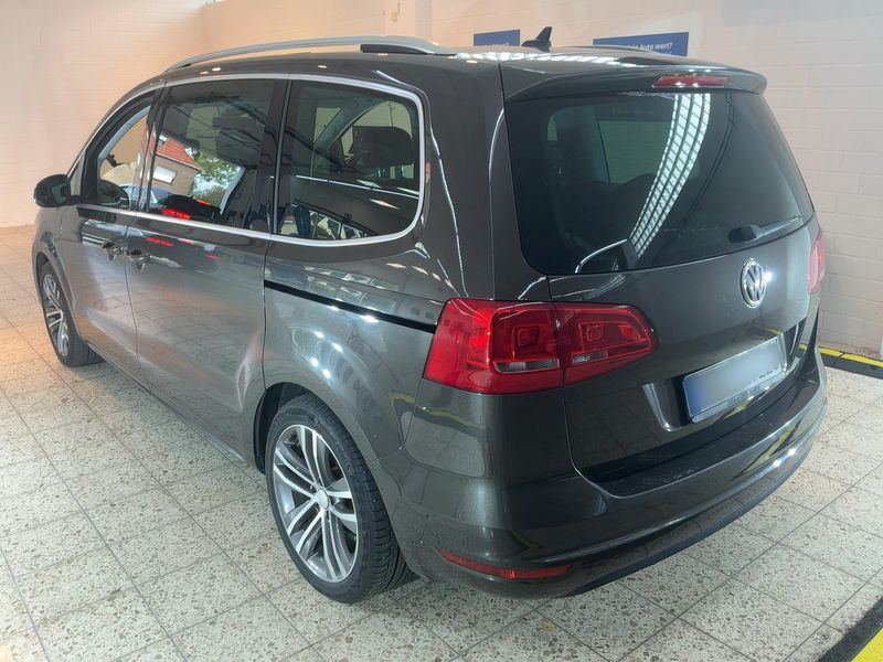 Volkswagen Sharan 2.0 TDI Highline BlueMotion Tech — zdjęcie 3