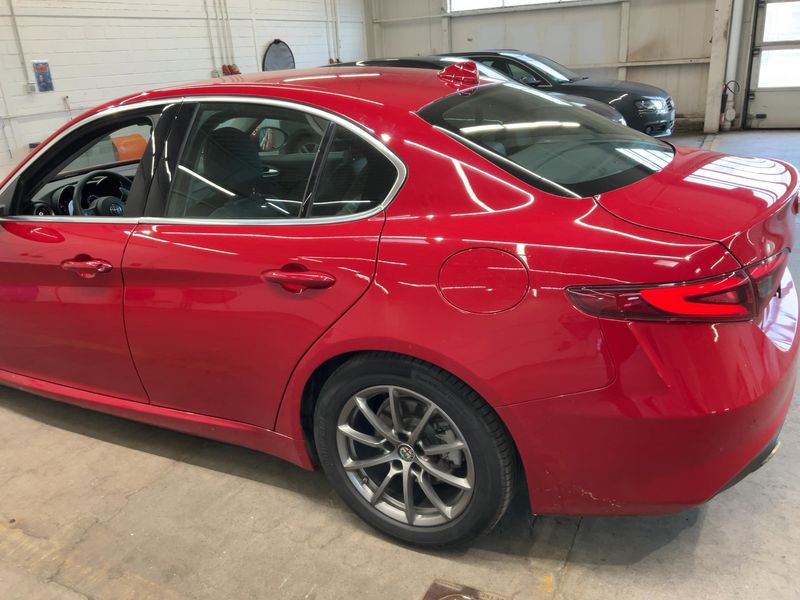 Alfa Romeo Giulia 2.0 Turbo Super — zdjęcie 3
