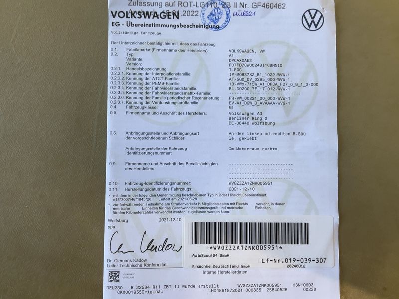 Volkswagen T-Roc 1.5 TSI ACT R-Line — zdjęcie 16