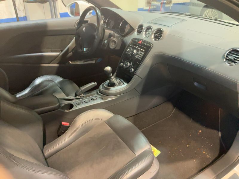 Peugeot RCZ 2.0 HDi Basis — zdjęcie 11
