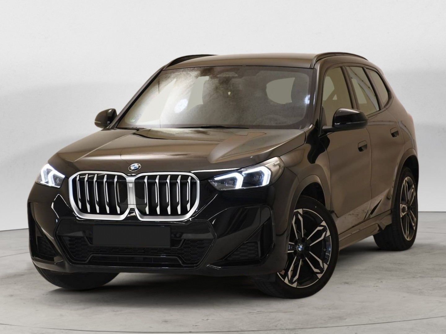 BMW X1 sDrive M Sport Mild-Hybrid M Sport — zdjęcie 1