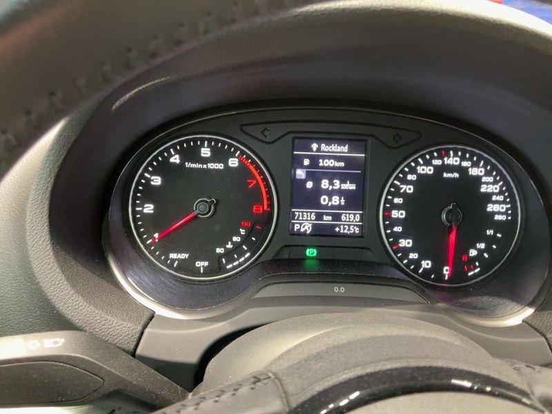 Audi A3 35 TFSI Sport — zdjęcie 13
