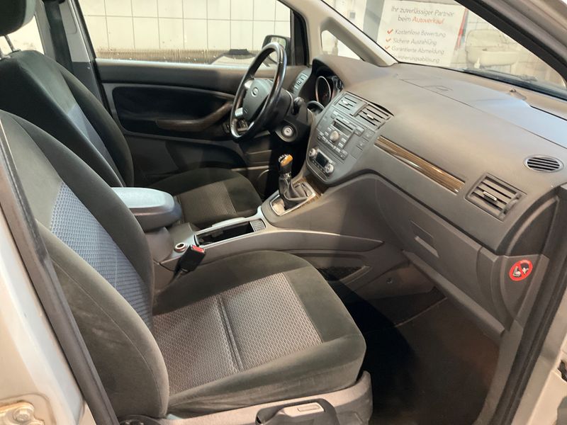 Ford C-Max 1.6 Ti-VCT Ghia — zdjęcie 3