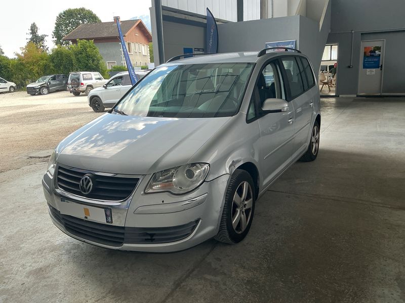 Volkswagen Touran 2.0 TDI Trendline — zdjęcie 1