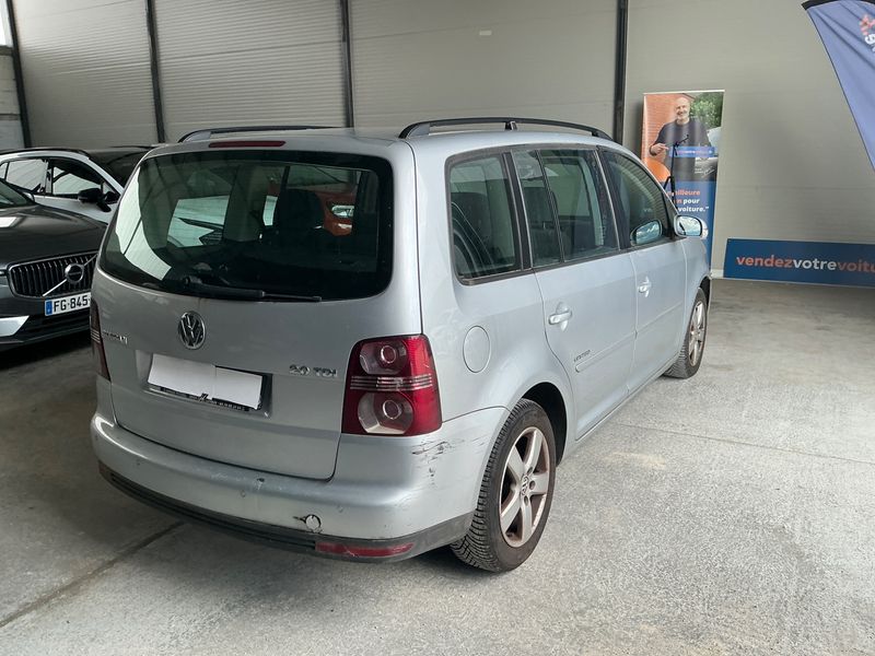 Volkswagen Touran 2.0 TDI Trendline — zdjęcie 2