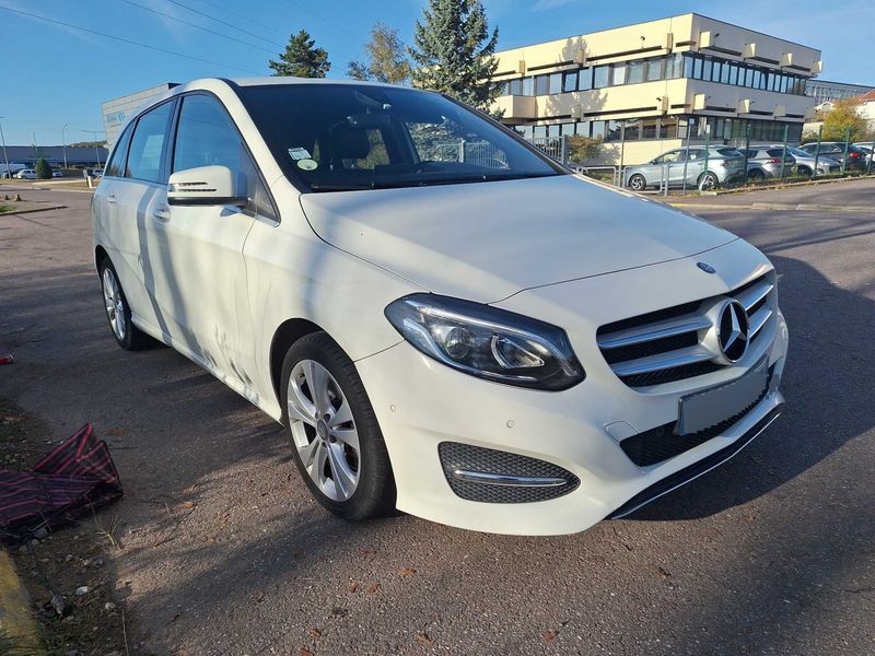 Mercedes-Benz B-Klasse B 200 CDI Standard — zdjęcie 6