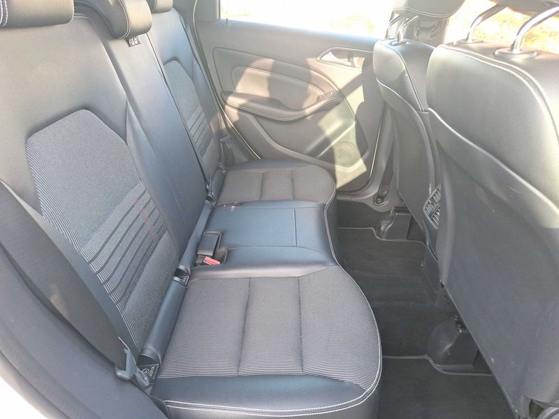 Mercedes-Benz B-Klasse B 200 CDI Standard — zdjęcie 14