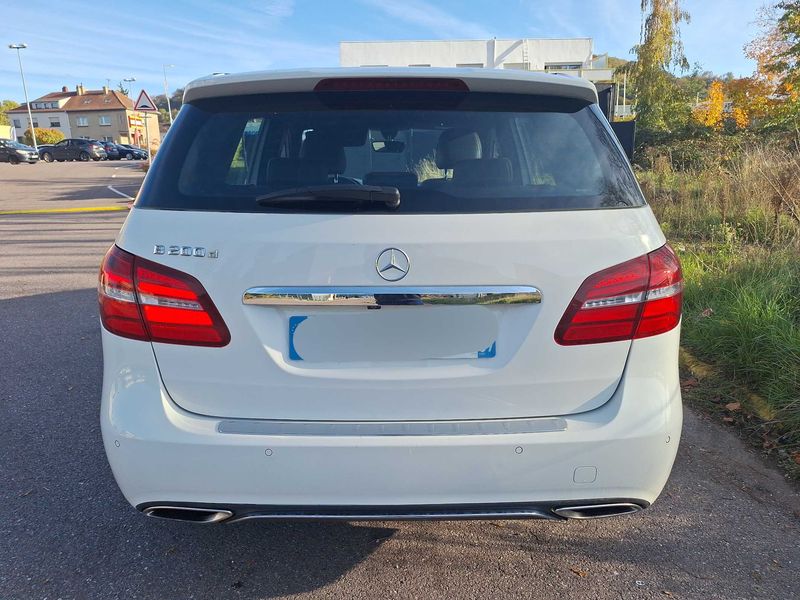 Mercedes-Benz B-Klasse B 200 CDI Standard — zdjęcie 4