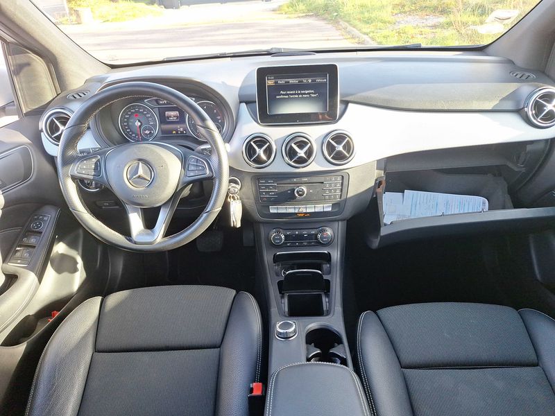 Mercedes-Benz B-Klasse B 200 CDI Standard — zdjęcie 11