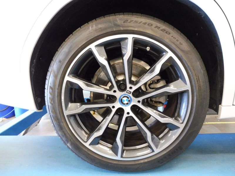 BMW X3 xDrive 30e M Sport — zdjęcie 12