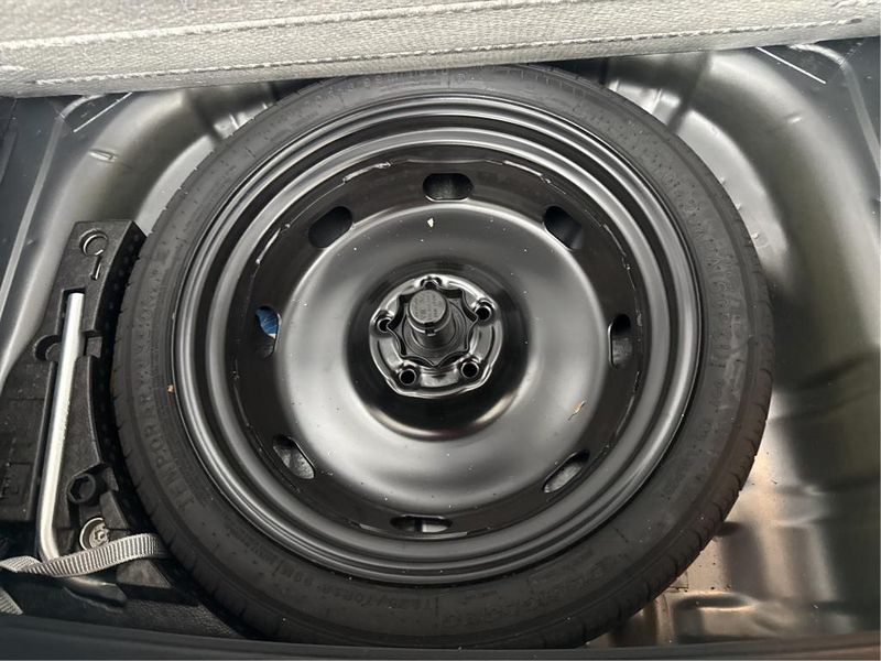 Volkswagen T-Roc 2.0 TDI Life Business — zdjęcie 13