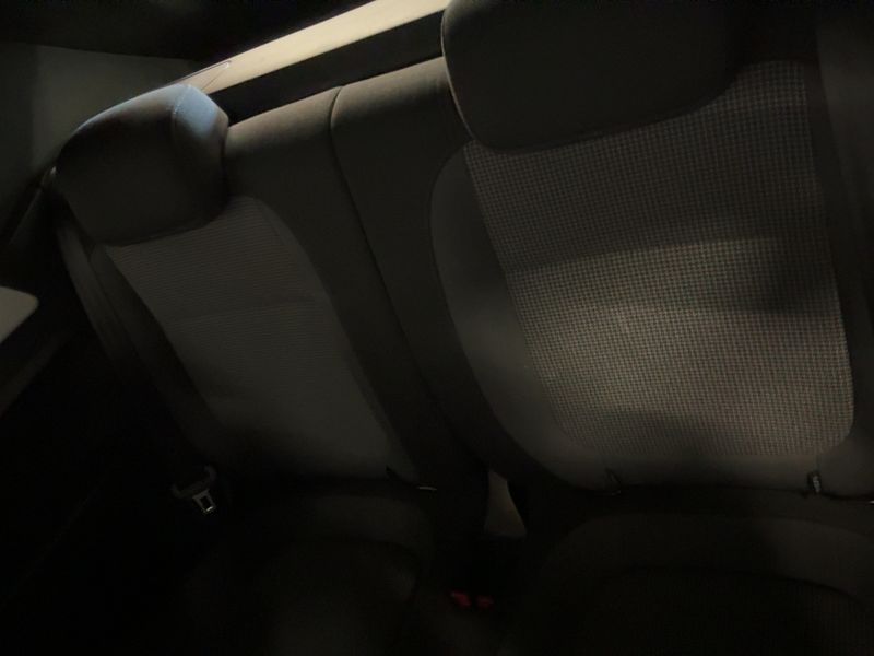 Volkswagen Beetle 1.2 TSI Design BlueMotion Tech — zdjęcie 14