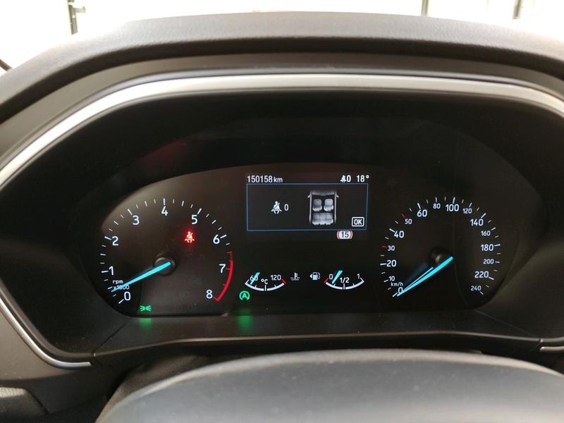 Ford Focus 1.0 EcoBoost Cool&Connect — zdjęcie 10