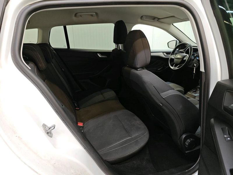 Ford Focus 1.0 EcoBoost Cool&Connect — zdjęcie 20