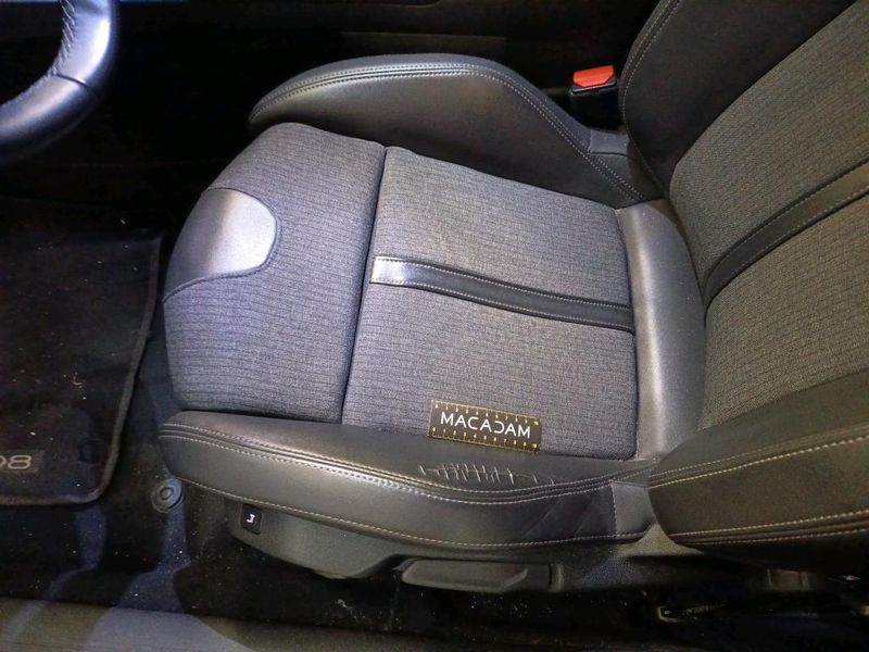Peugeot 508 1.5 Blue-HDi Allure Business — zdjęcie 17