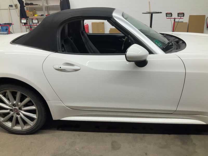Fiat 124 Spider 1.4 Turbo Lusso — zdjęcie 7