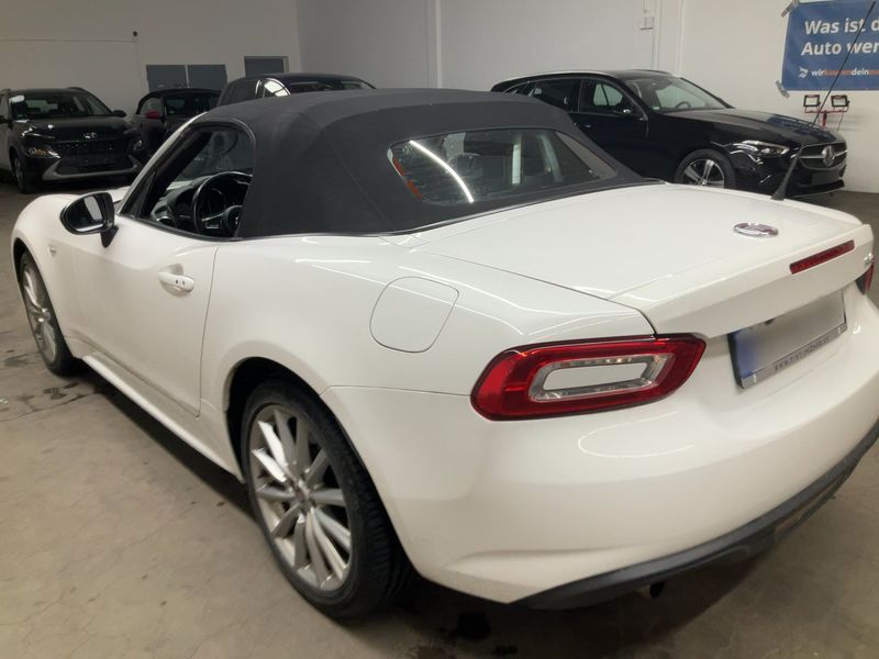 Fiat 124 Spider 1.4 Turbo Lusso — zdjęcie 3