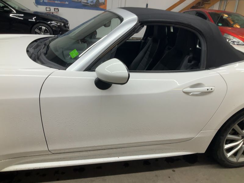 Fiat 124 Spider 1.4 Turbo Lusso — zdjęcie 4