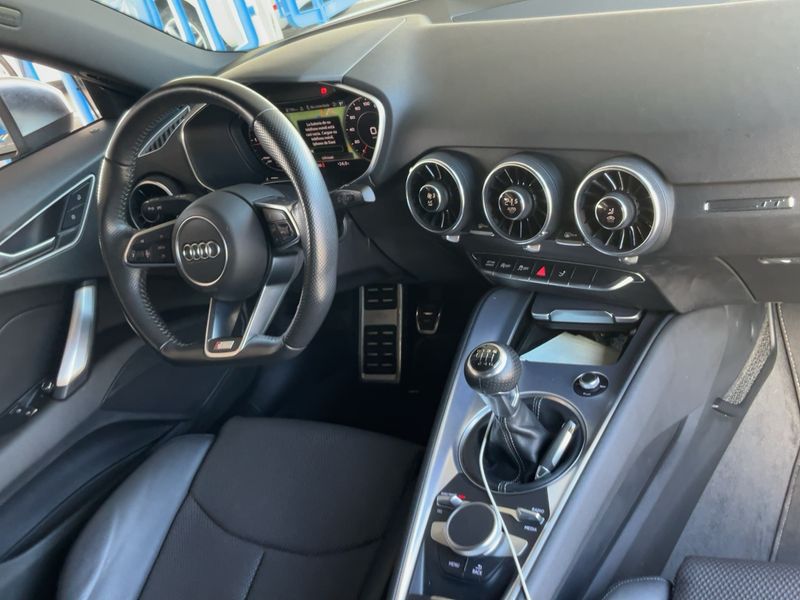 Audi TT 2.0 TDI Coupe ultra — zdjęcie 12