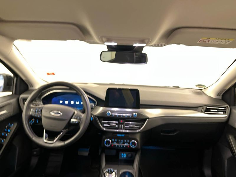 Ford Focus 1.0 EcoBoost Titanium X — zdjęcie 7