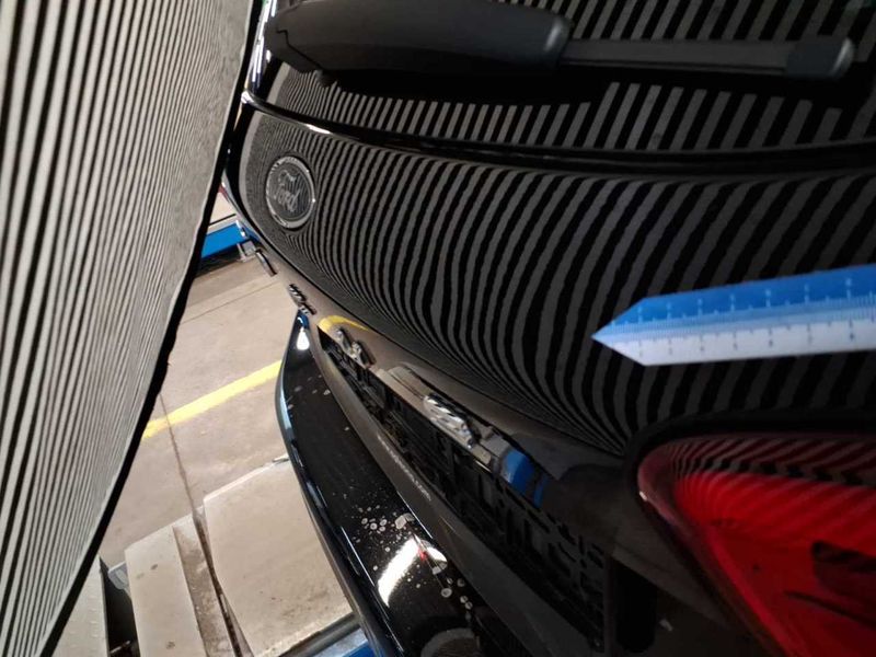 Ford Focus 1.0 EcoBoost Titanium X — zdjęcie 40